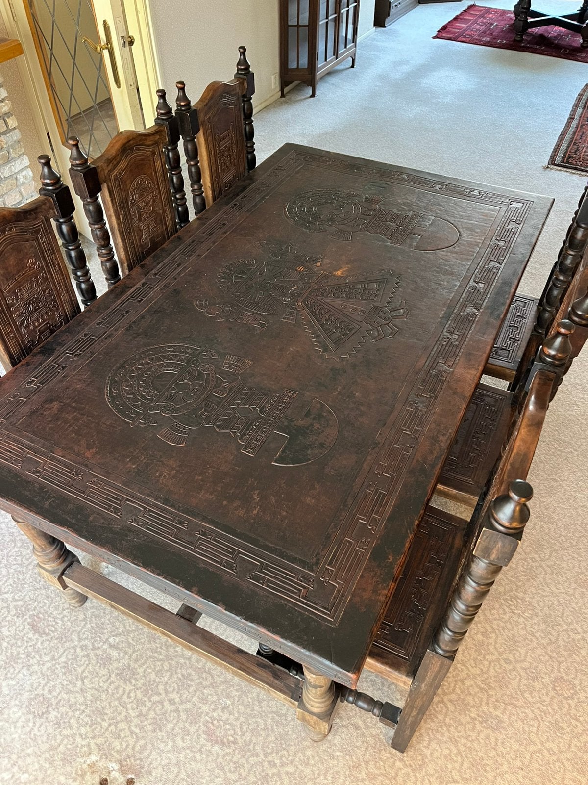 Eetkamer tafel en 6 stoelen, Peruaans, Inca symbolen, Ophalen