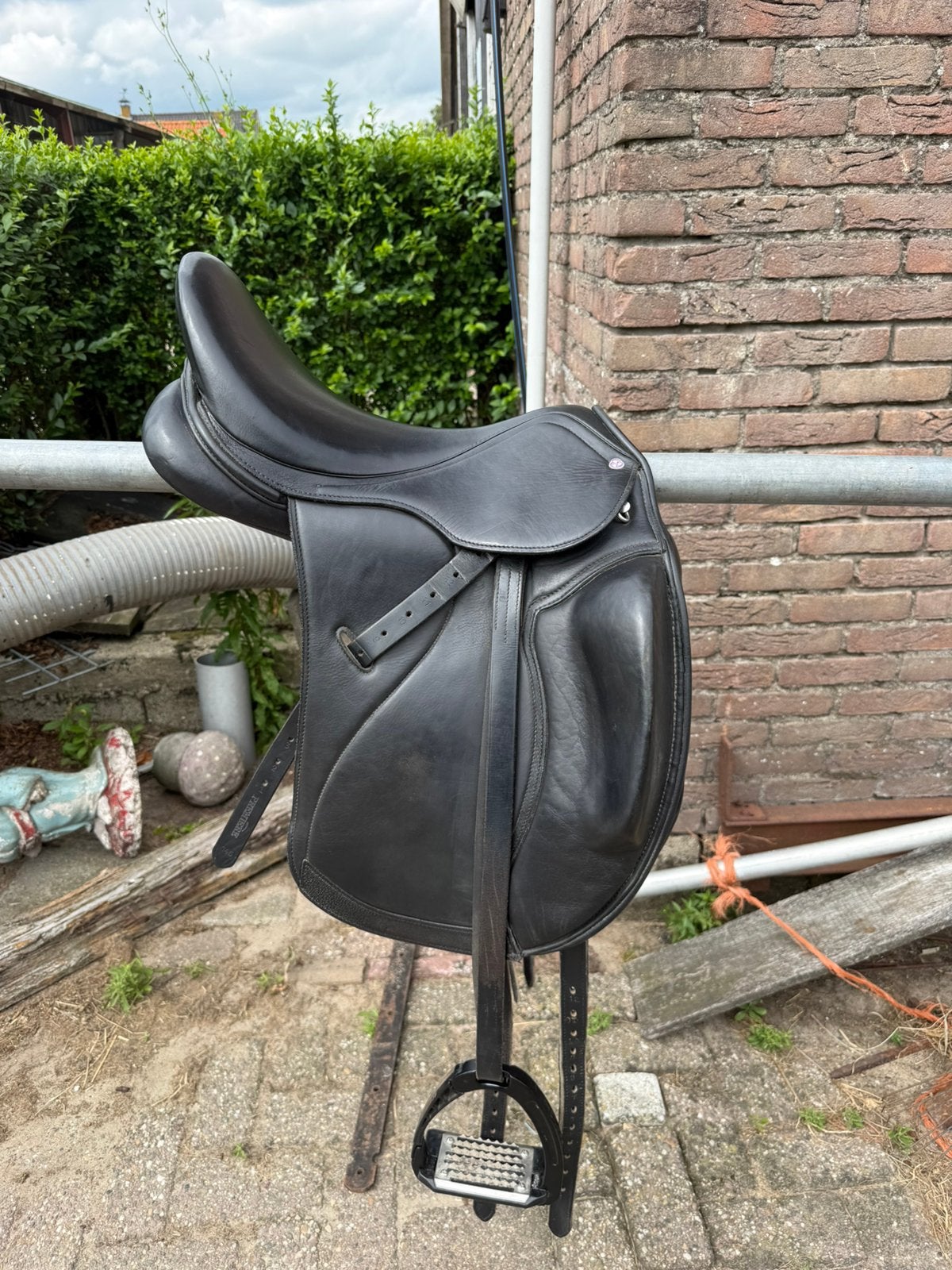 Foto 2 van cavaletti dressuurzadel 17,5 inch