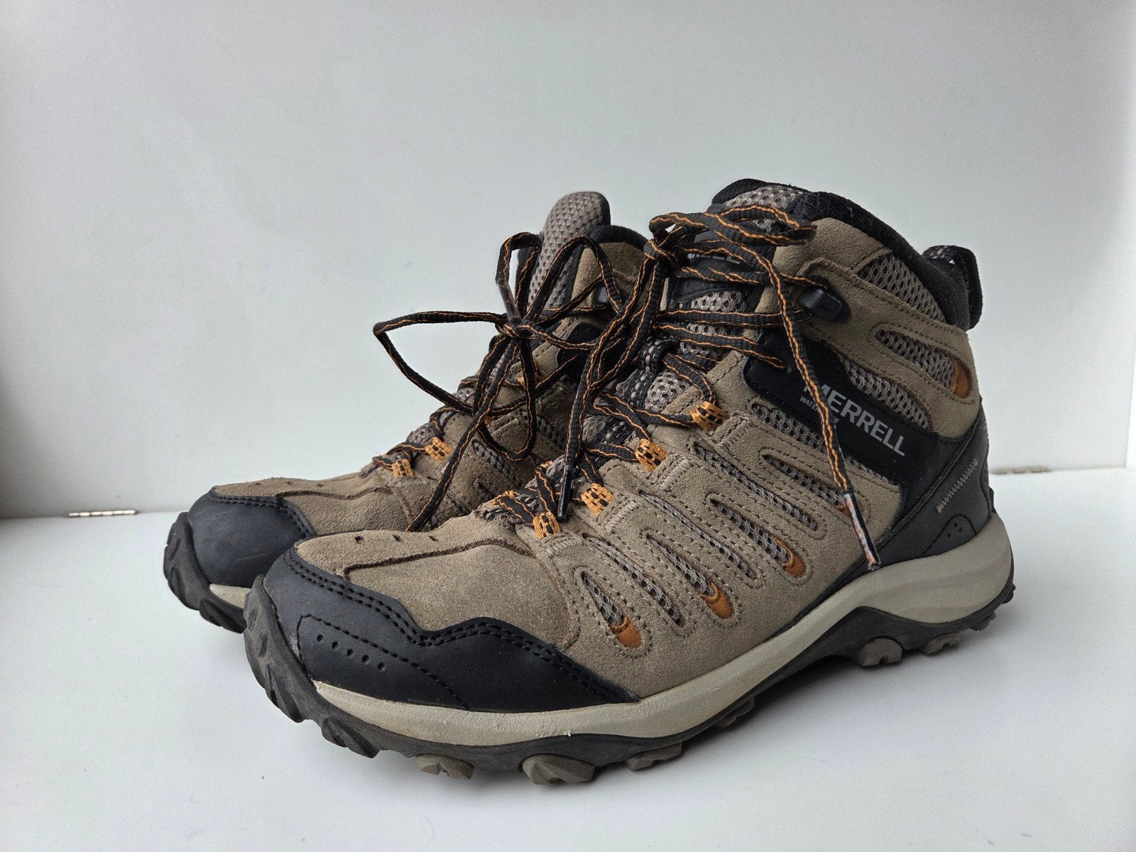 Bergschoenen Merell mt 44, Sport en Fitness, Bergsport en Wandelen, Ophalen, Zo goed als nieuw, Schoenen