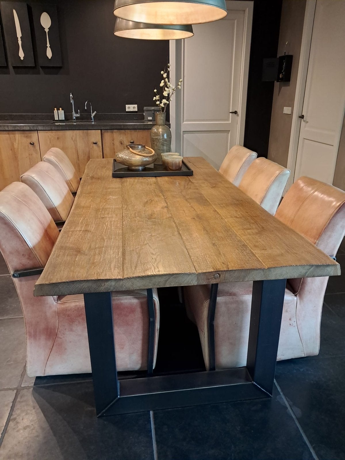 Eiken eettafel met ijzeren onderstel en 6 stoelen, Ophalen, Gebruikt, 100 tot 150 cm, Eikenhout
