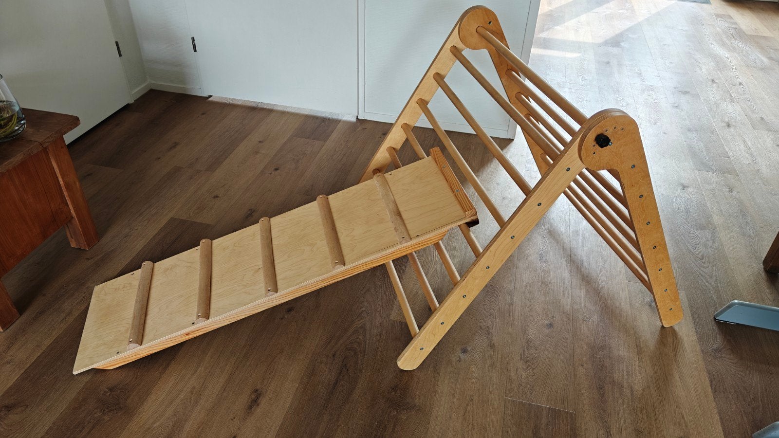 Pikler driehoek, Ophalen, Glijbaan