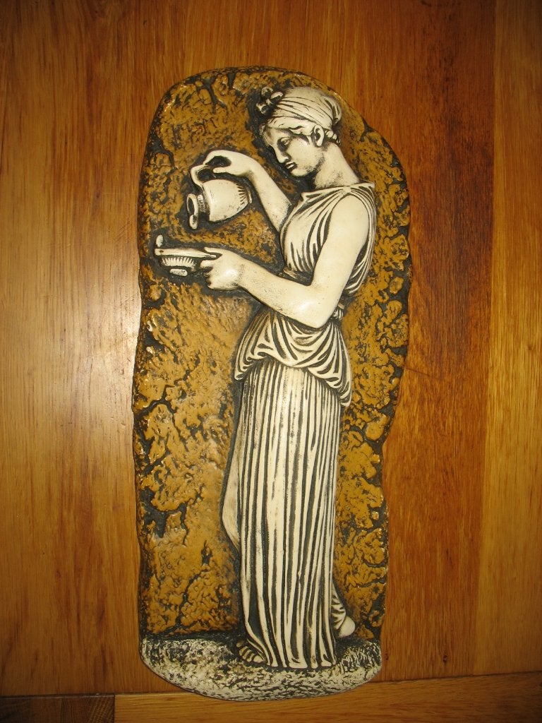 De Wijze Maagd Reliëf Wandsculpture - 3 Dimensionaal, Ophalen, Wandsculptuur, Meerkleurig, Steen/keramiek
