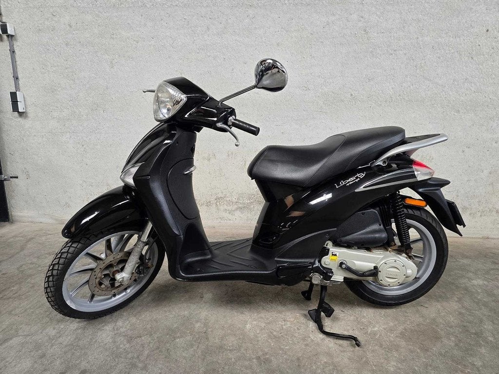 Piaggio - Bromscooter - Liberty 4takt - Brommer, Fietsen en Brommers, Brommers | Overige merken, Gebruikt, Piaggio