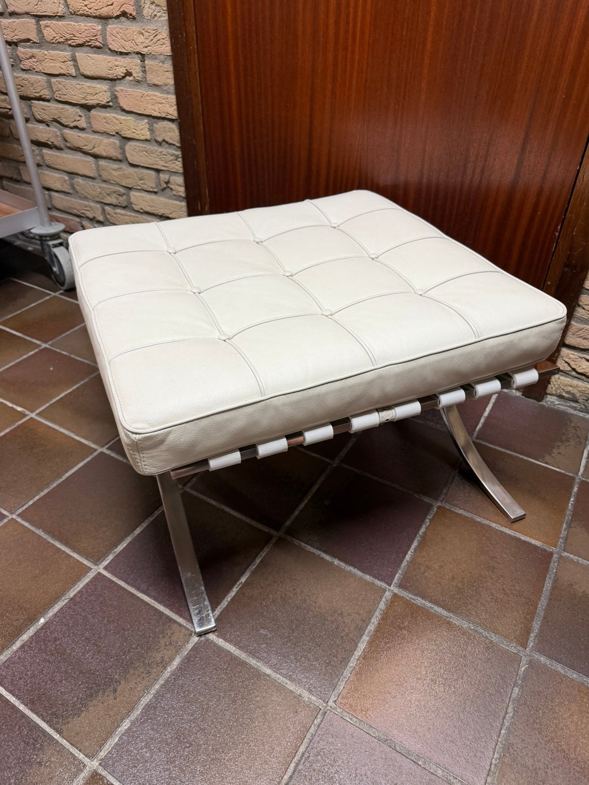 Knoll barcelona chair ottoman, Ophalen, Zo goed als nieuw, Rechthoekig