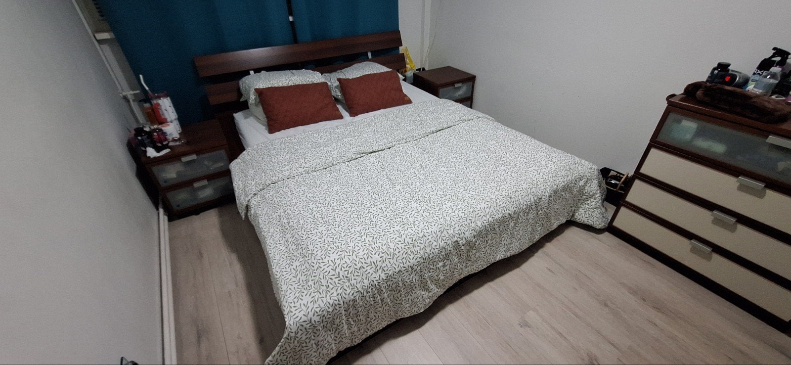 Ikea Tweepersoonsbed 160x200 met matras + nachtkastje+laden, Ophalen, Gebruikt, Bruin, Tweepersoons