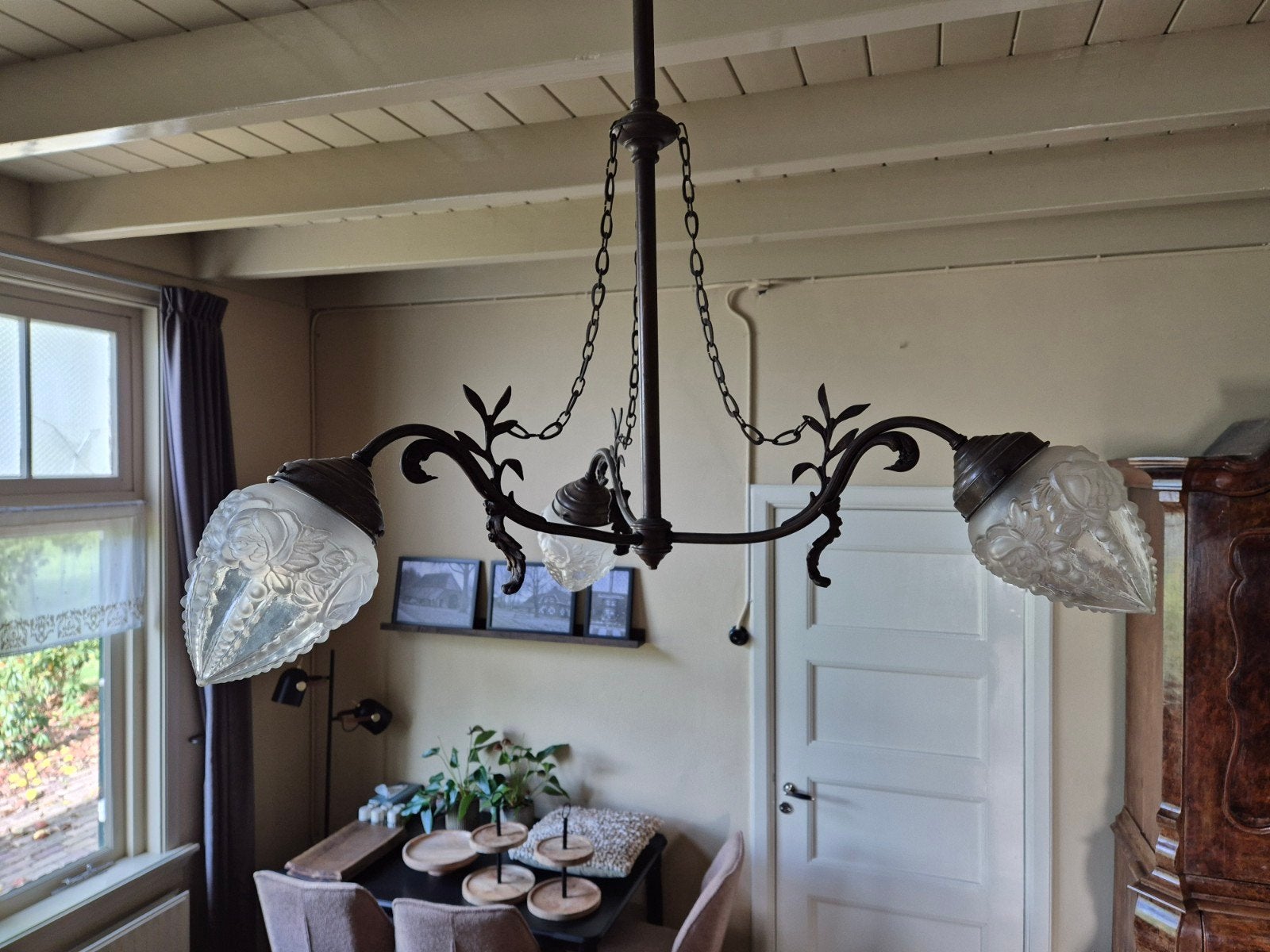 Antieke Art Deco Kroonluchter met 3 Glazen Kappen, Antiek en Kunst, Ophalen