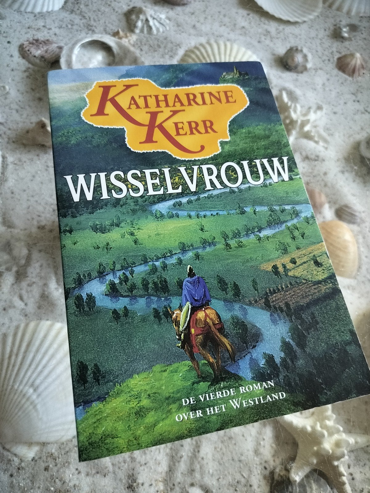 Katherine Kerr - Wisselvrouw - Westland 4, Gelezen, Ophalen of Verzenden, K. Kerr