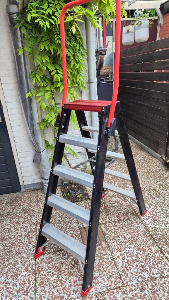 Altrex Taurus tdo dubbele trap 3.2m werk hoogte, Doe-het-zelf en Verbouw, Ophalen of Verzenden, Gebruikt, Minder dan 2 meter