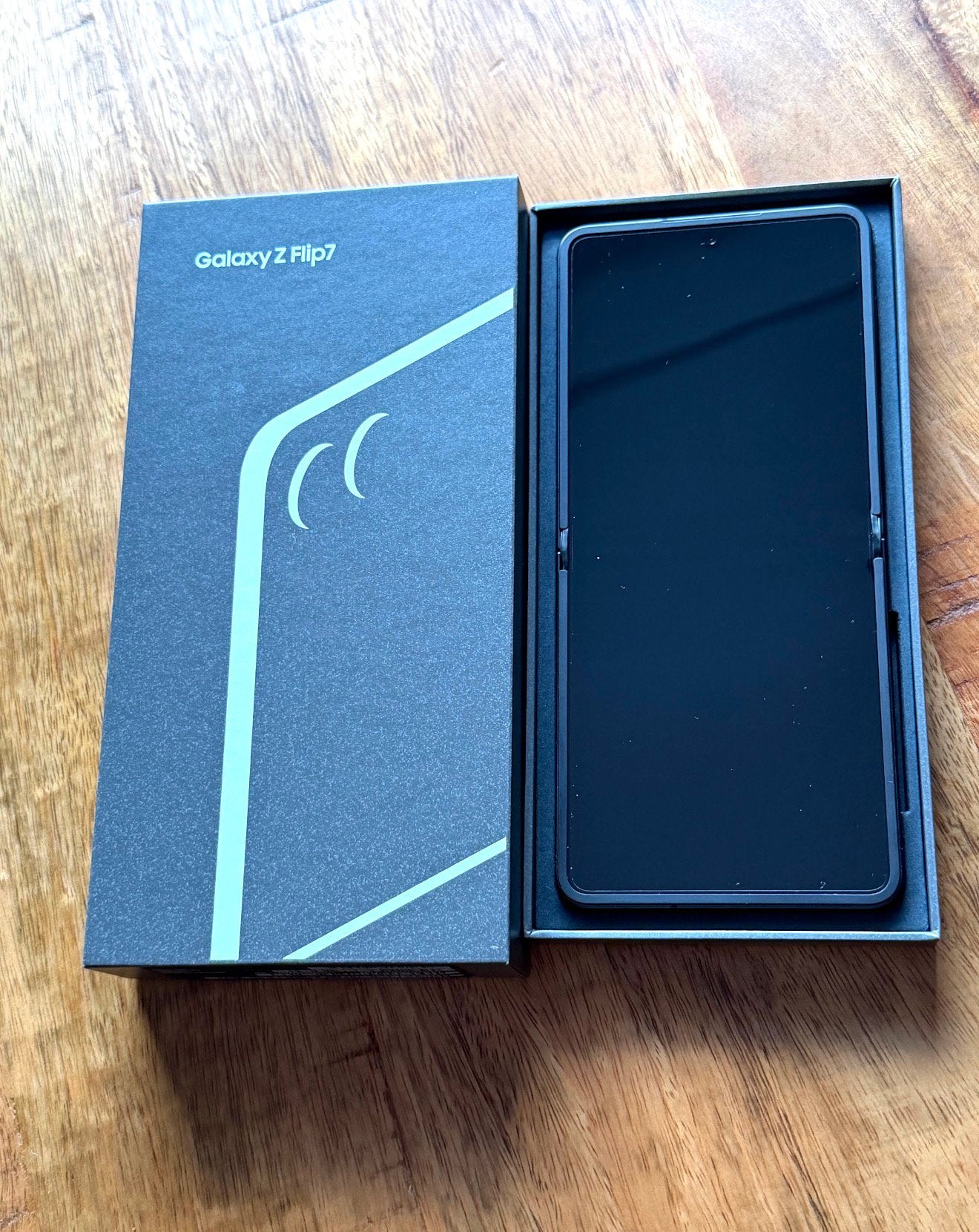 Galaxy Z flip 7, Ophalen, Zwart, 512 GB, Zo goed als nieuw