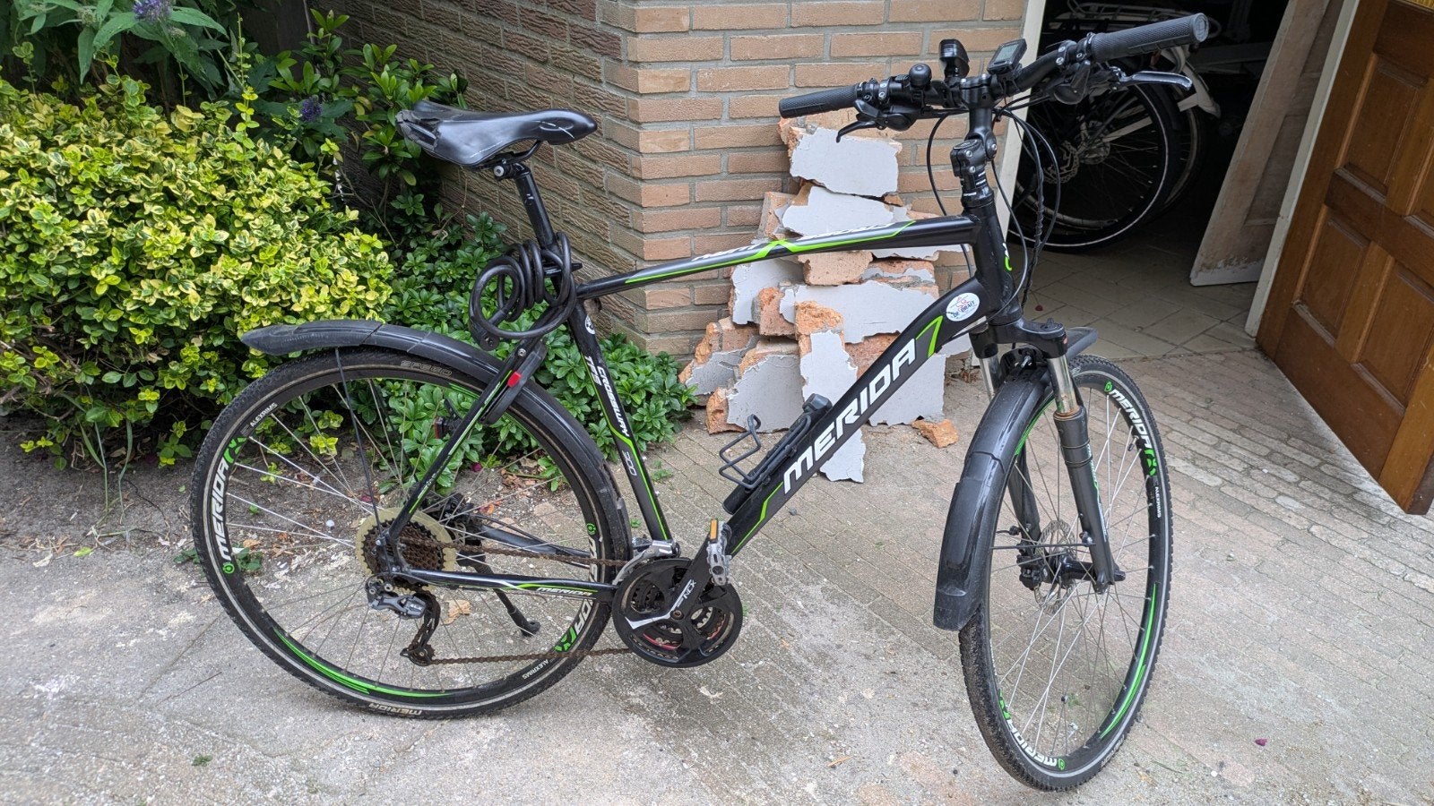 Merida Crossway TFS 300 Hybride Fiets - 27 versnellingen, 28 inch, Gebruikt, Vering, 57 tot 61 cm