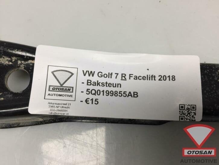vw golf 7 r facelift 2018 baksteun vag 5q0199855ab, Gebruikt, Volkswagen, Volkswagen AG, Berliner Ring 2
38440  Wolfsburg, DE