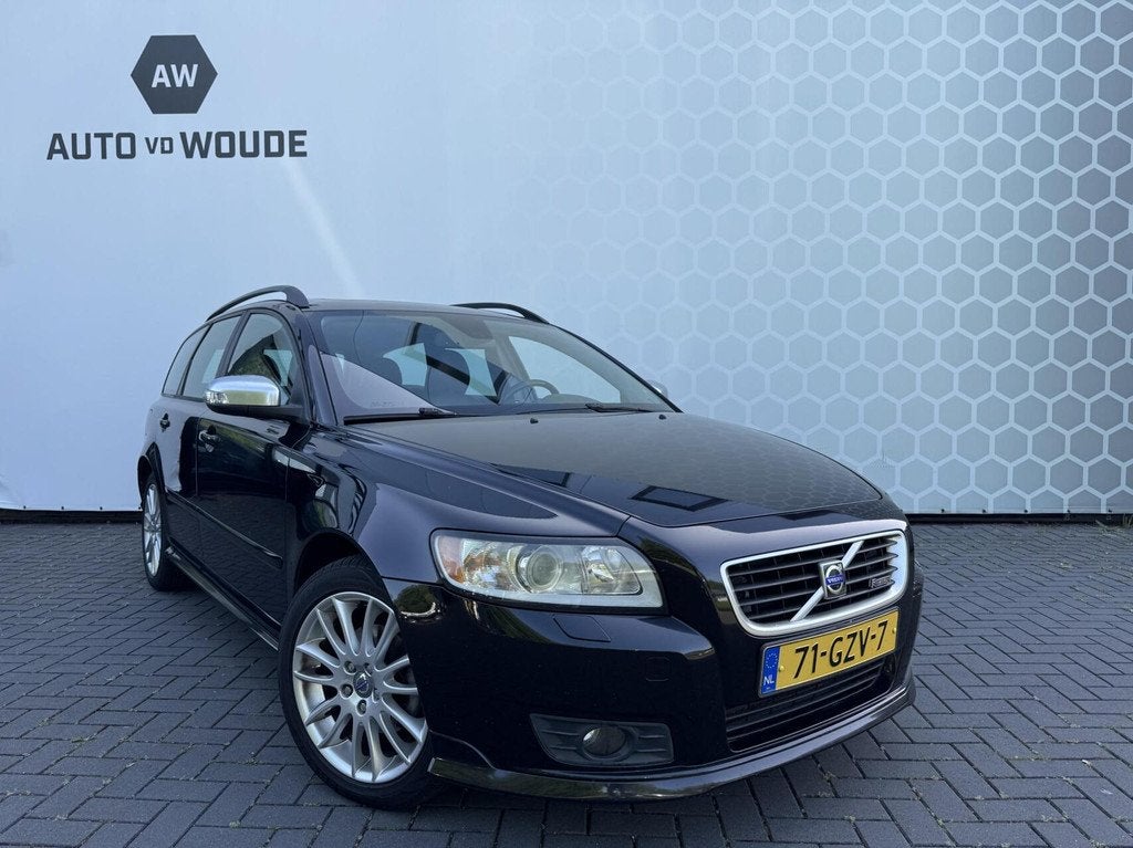 Volvo V50 1.6D Edition II Leer Schuifdak R-design, Auto's, Volvo, Voorwielaandrijving, Gebruikt, 4 cilinders, 700 kg