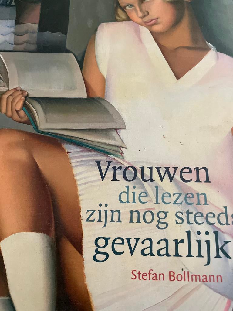 Vrouwen die lezen zijn nog steeds gevaarlijk - Stefan Bollma, Ophalen of Verzenden, Gelezen, Europa overig