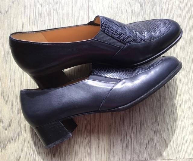 NIEUWE d.blw LEREN instappers, maat 6,5/ca.39,5, Swiss made, Kleding | Dames, Schneider, Blauw, Instappers, Nieuw