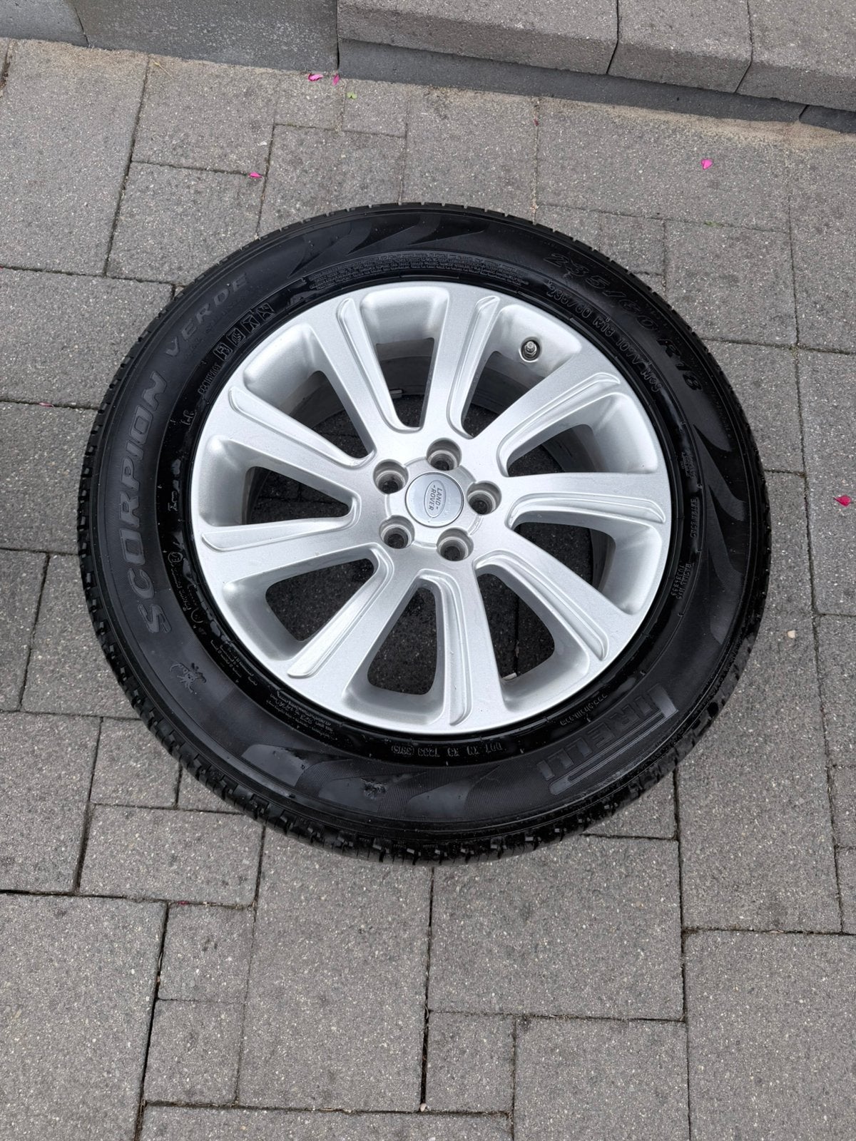 Originele Land Rover 18” velgen  TPMS |/ Pir M+S, Ophalen, Zo goed als nieuw