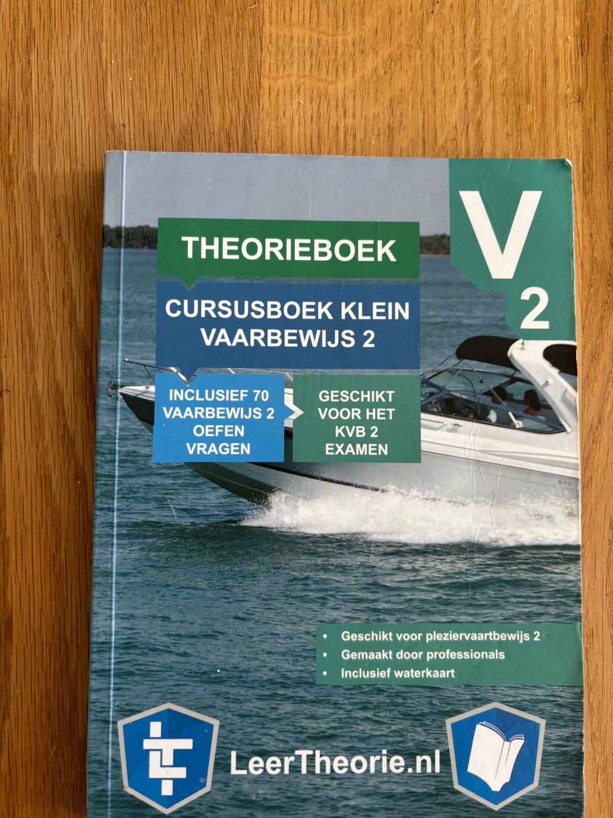 Theorieboek klein vaarbewijs 2, Ophalen of Verzenden, Alpha, Zo goed als nieuw, Niet van toepassing