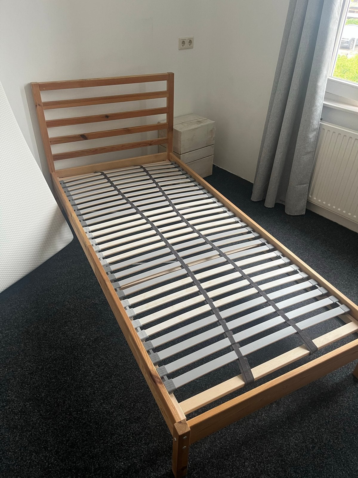 Eenpersoonsbed met lattenbodem - prima staat, Ophalen, Gebruikt, Eenpersoons, Hout