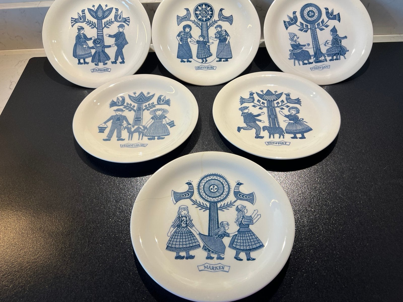 Bordjes steden Royal Sphinx Maastricht., Antiek en Kunst, Antiek | Servies los, Ophalen of Verzenden