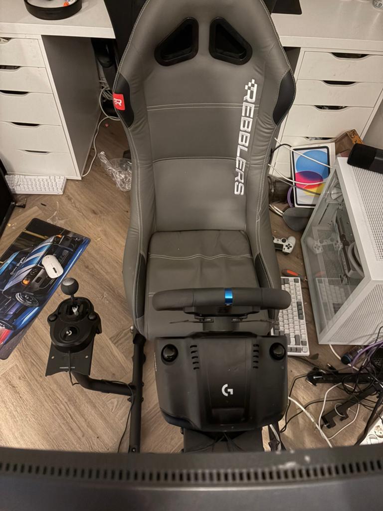 Simracing setup (incl monitor), Ophalen, 1 speler, Racen en Vliegen, Zo goed als nieuw