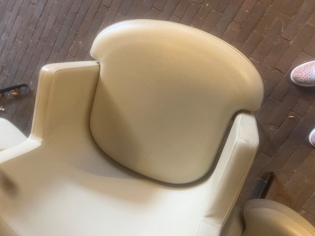Foto 4 van stoelen draaibaar 25 tuks