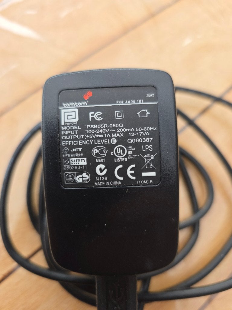 Te koop aangeboden originele TomTom USB lader / adapter., Ophalen of Verzenden, Zo goed als nieuw