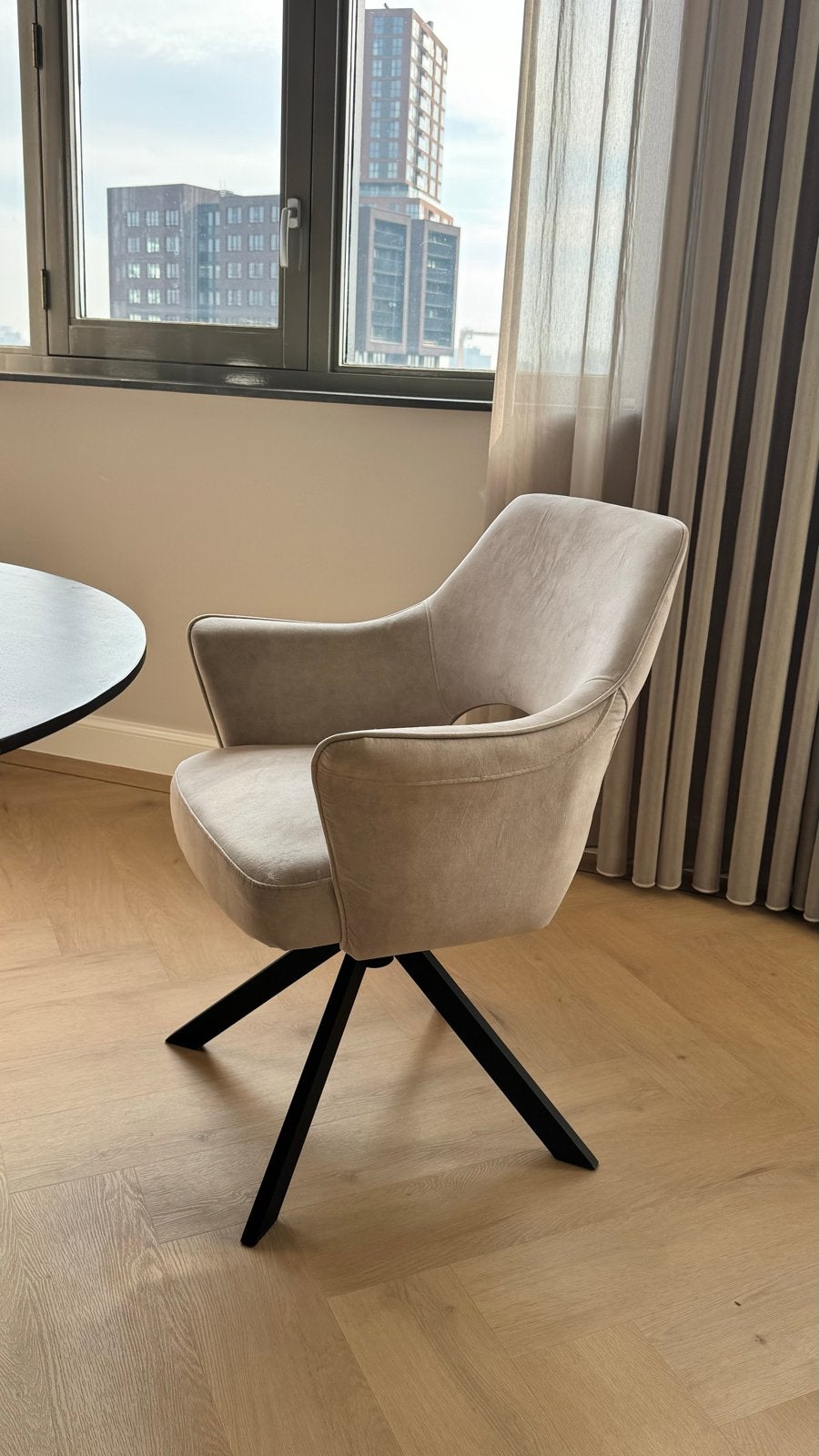 6 eetkamerstoelen van de Bommel, Ophalen, Overige kleuren, Zo goed als nieuw, Stof