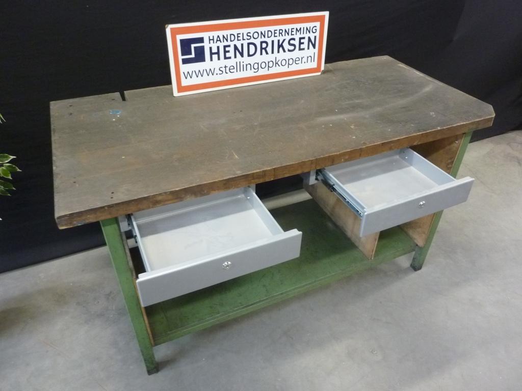 Zware werkbank / werktafel + 2 lades afm. 150x70x84cm, Gebruikt, Handelsonderneming Hendriksen, Ophalen of Verzenden, 120 tot 170 cm