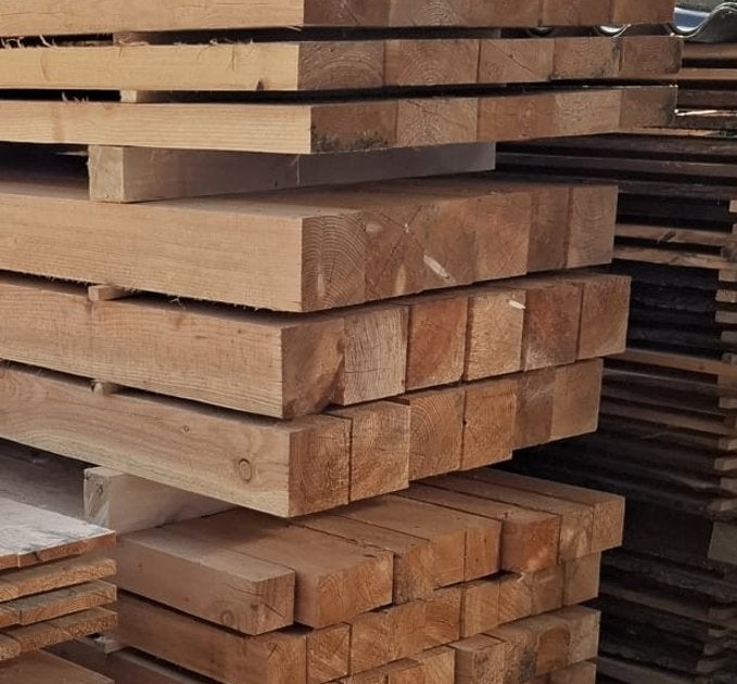 Douglas fijnbezaagd 445 €/m^3, Ophalen of Verzenden, Nieuw, 250 cm of meer, Balken