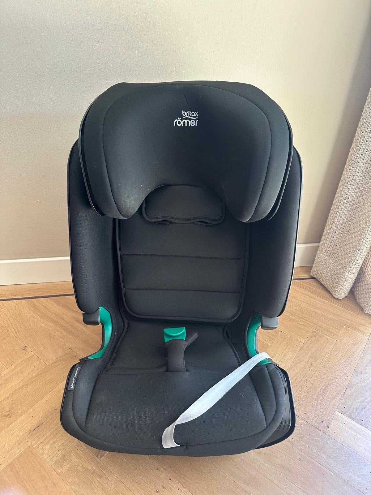 Britax Römer Advansafix i-Size autostoel cosmic black, Ophalen, Romer, Autogordel of Isofix, Verstelbare rugleuning