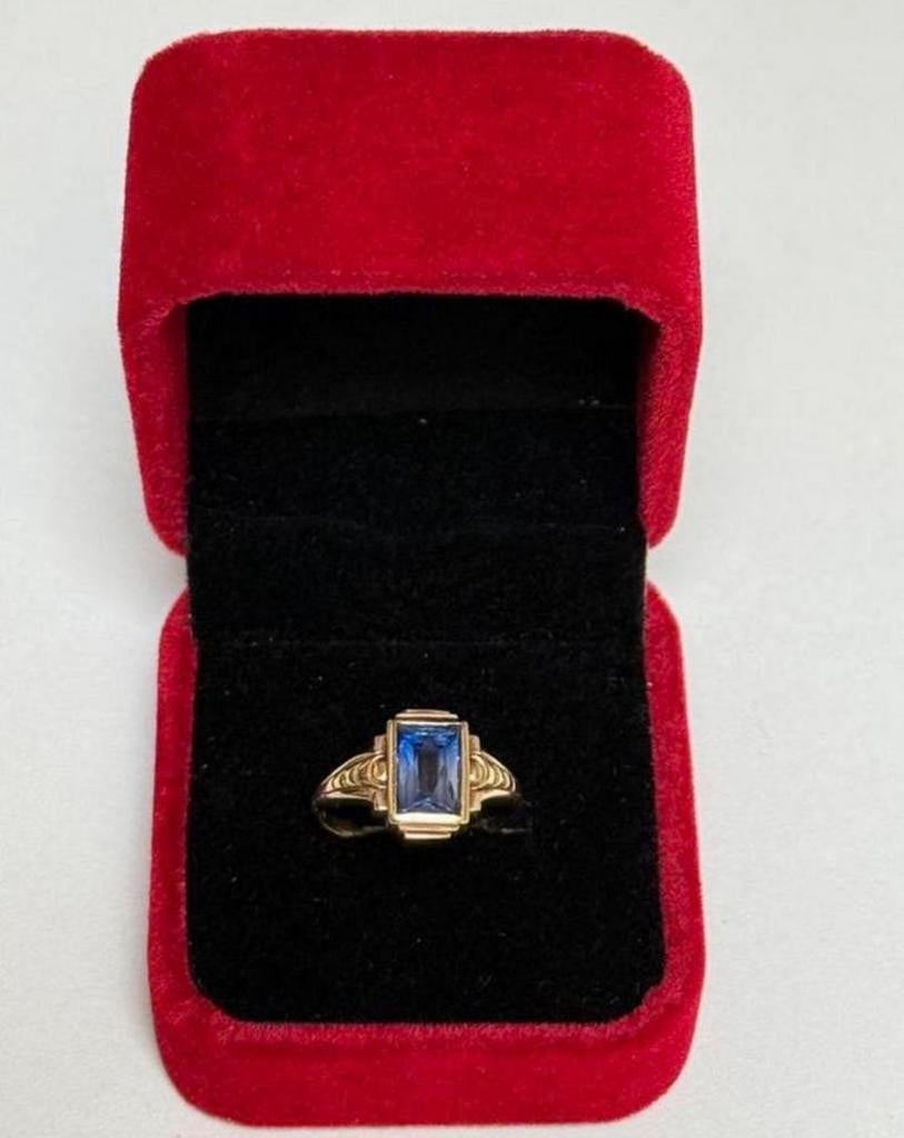 Gouden ring met prachtige lichtblauwe Saffier van 1.83ct!!, Sieraden, Tassen en Uiterlijk, Ringen, Ophalen of Verzenden, 17 tot 18