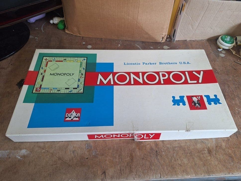 Vintage Monopoly Bordspel - Klassieke Editie Vlaanderen, Vijf spelers of meer, Ophalen of Verzenden, Gebruikt, Parker Brothers