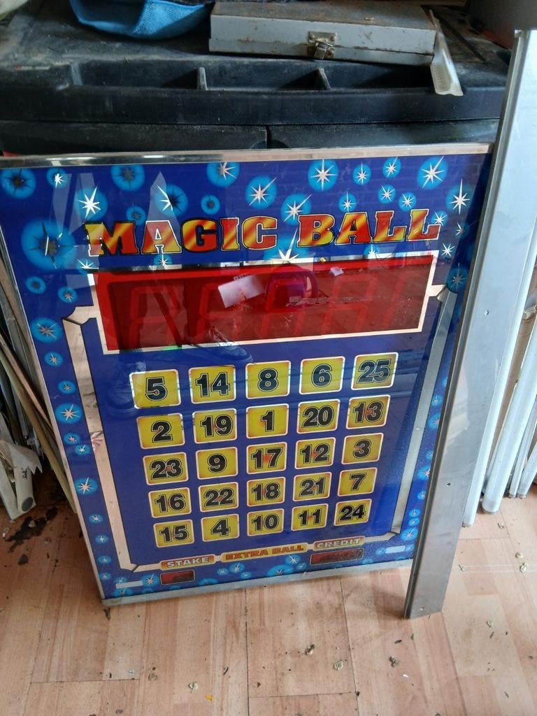 Complete binnenkant van belgische bingokast Magic ball, Euro, Ophalen