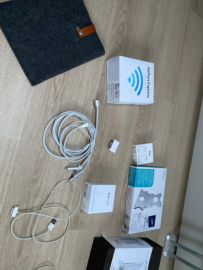 B009 Apple AirPort Express A1264 802.11n Wifi router, Ophalen of Verzenden, Gebruikt