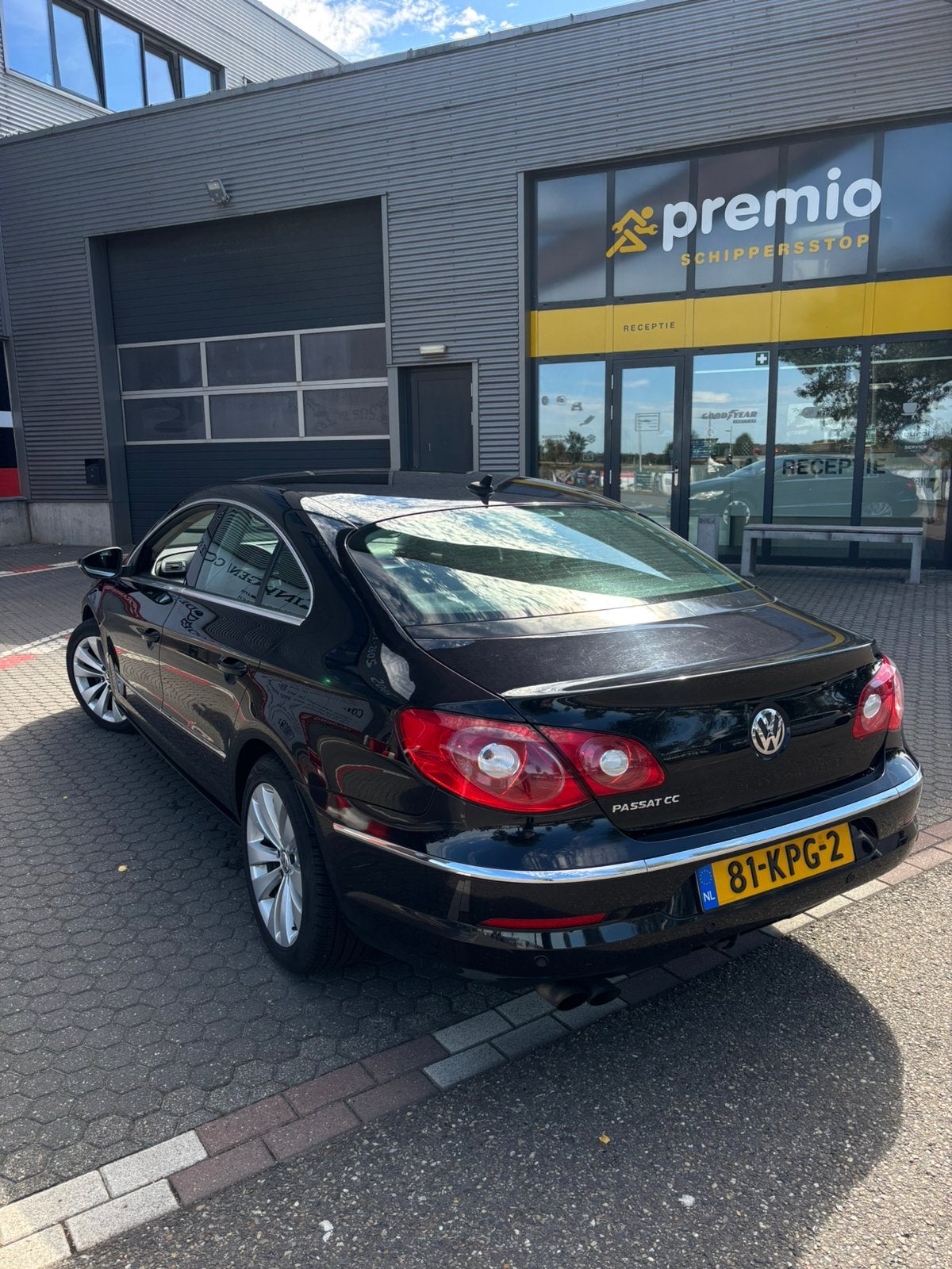 Volkswagen Passat 1.8 TSI 118KW CC AUT 2010 Zwart evt ruilen, 4 cilinders, Leder en Stof, Zwart, Grijs