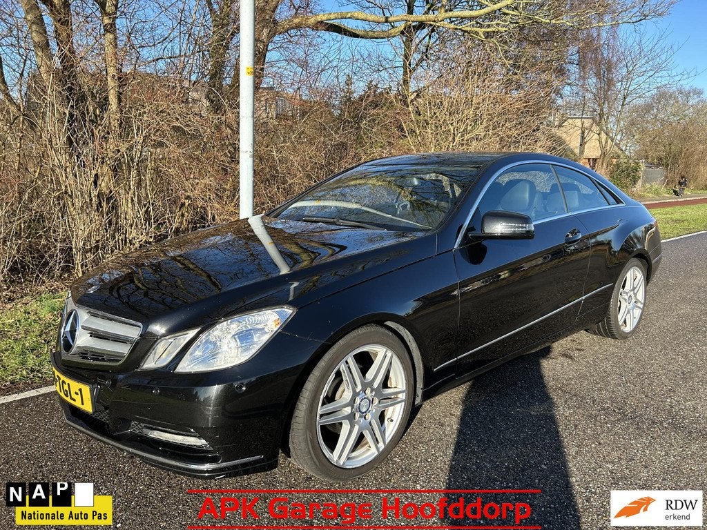 Mercedes-Benz E-klasse Coupé 200 CGI Avantgarde, Auto's, Mercedes-Benz, Euro 5, Achterwielaandrijving, Zwart, 4 cilinders