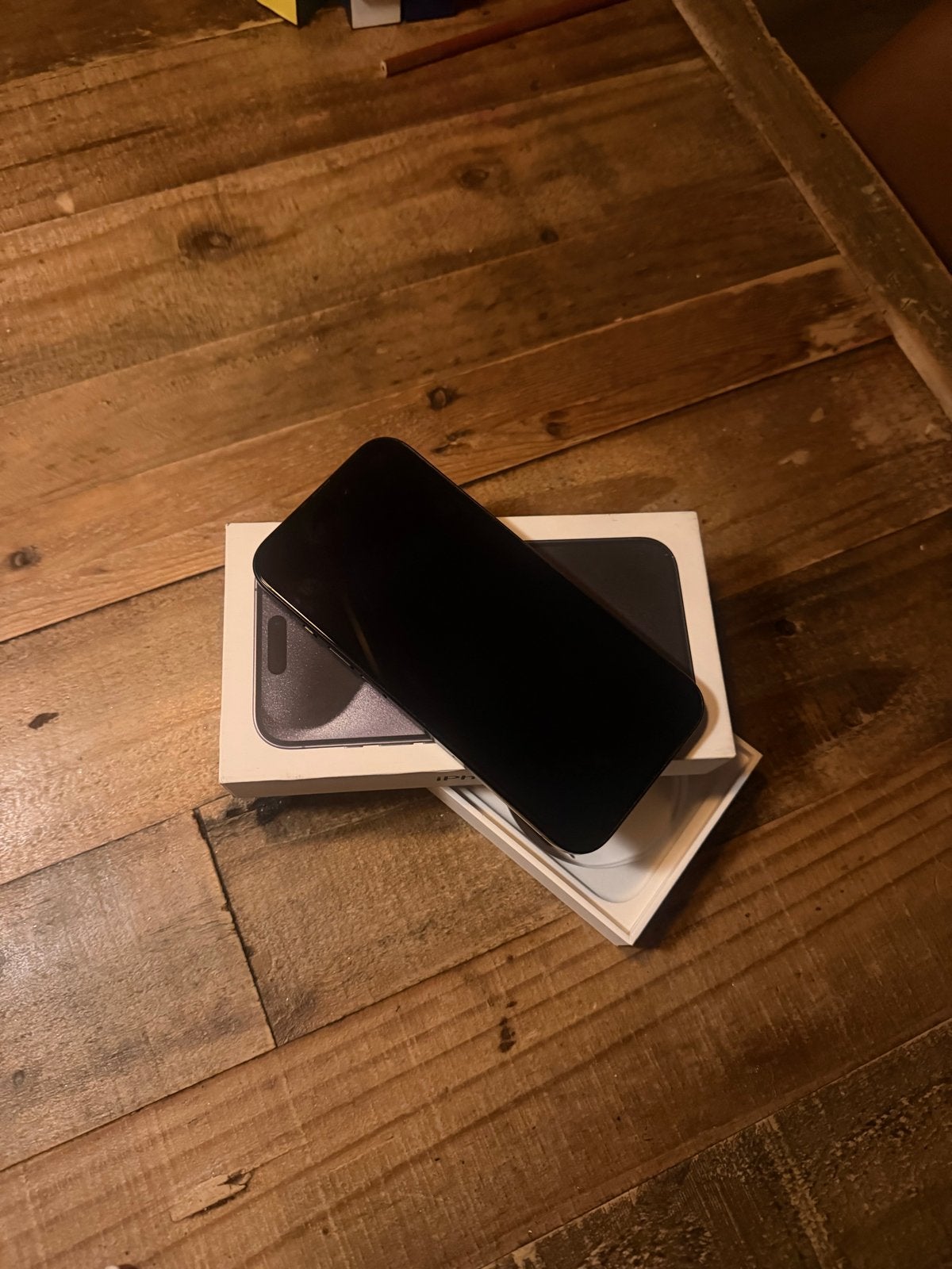 iPhone 15 Pro 256GB Zwart Titanium (86%), Telecommunicatie, Mobiele telefoons | Apple iPhone, 86 %, Zwart, Zo goed als nieuw, Zonder simlock