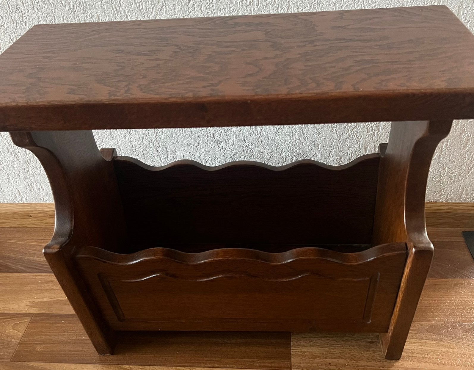 Mooie Eiken Lectuurbak- krantenbak. Vintage, Huis en Inrichting, Woonaccessoires | Krantenbakken en Lectuurbakken, Ophalen, Zo goed als nieuw