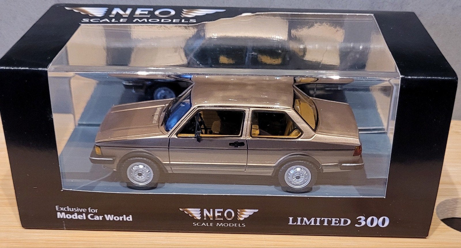 Vw Jetta 1/43 neo 43578 limited 300, Ophalen of Verzenden, Auto, Overige merken