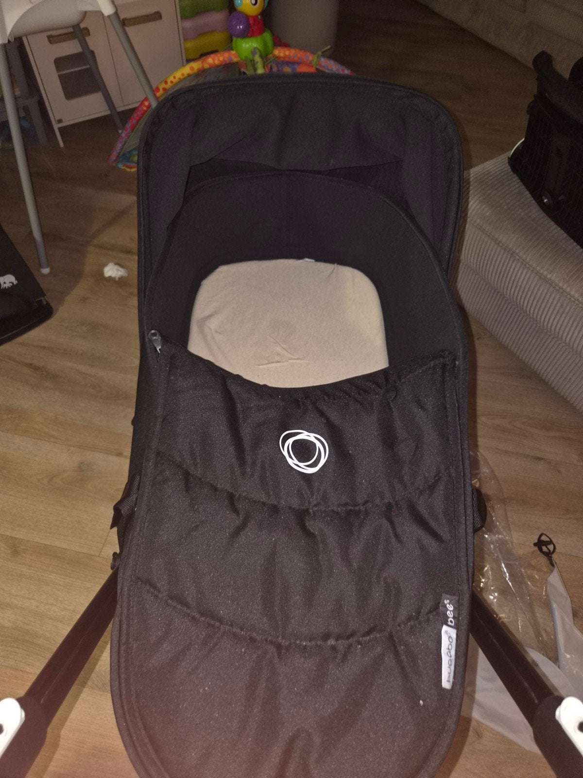 Bugaboo Bee 6 Kinderwagen met Reiswieg en Regenhoes, Gebruikt, Verstelbare duwstang, Bugaboo, Ophalen