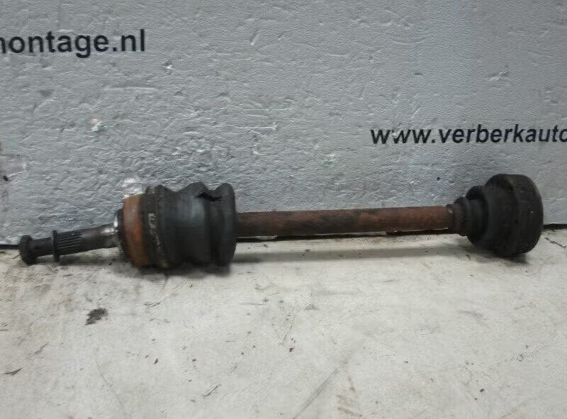 AANDRIJFAS LINKS Ford Taunus (01-1970/02-1976), Gebruikt, Ophalen of Verzenden, Henry-Ford-Straße 1 50735 Köln, DE, Ford-Werke GmbH