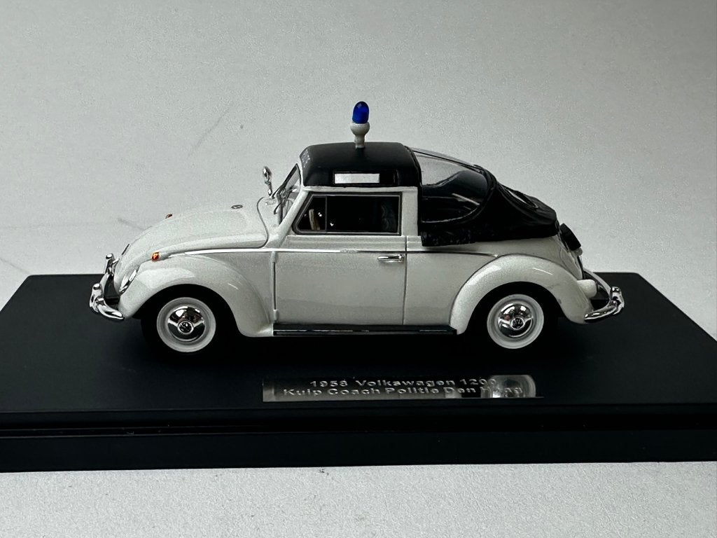 Matrix 1:43 Volkswagen Kever kuip politie Den Haag gesloten, Overige merken, Matrix Scale Models, -, Nieuw
