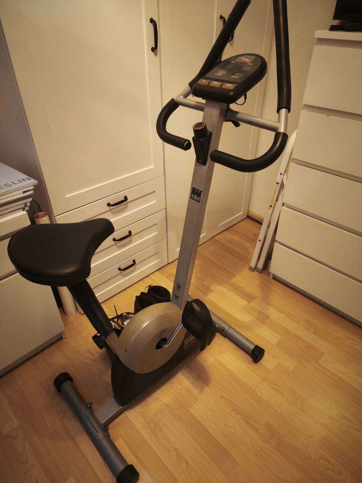 MPF Hometrainer, Sport en Fitness, Ophalen, Gebruikt, Metaal, Benen