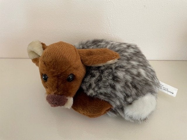 Knuffel Hertje Pluche Bambi, Liggend, Als Nieuw, Kinderen en Baby's, Overige merken, Overige karakters, Overige typen, Ophalen of Verzenden