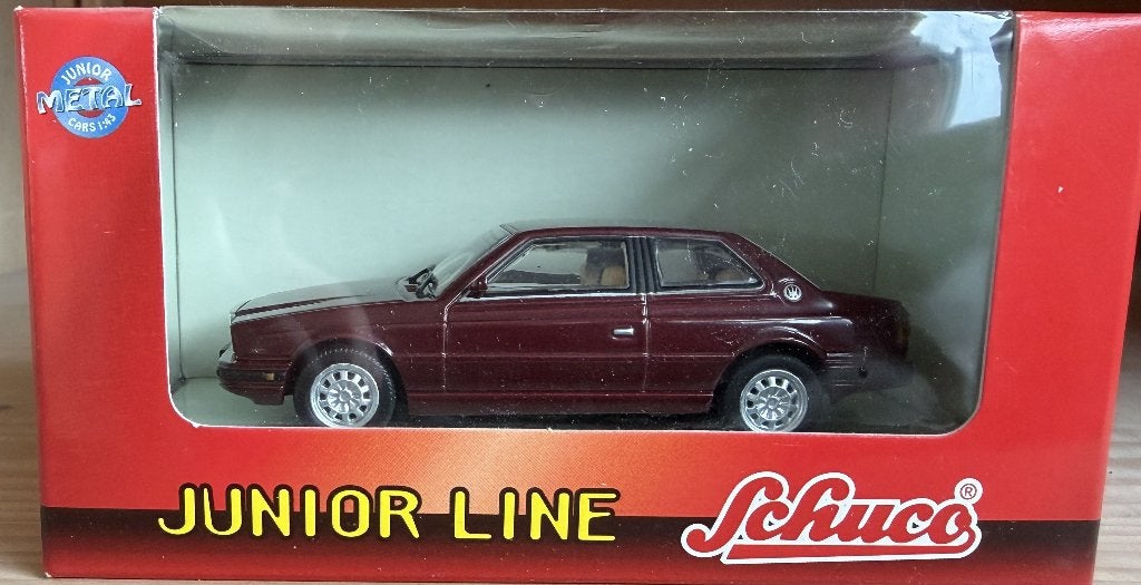 Schuco Juniorline Maserati Biturbo rood metallic, Hobby en Vrije tijd, Verzenden, Nieuw, Auto, Schuco