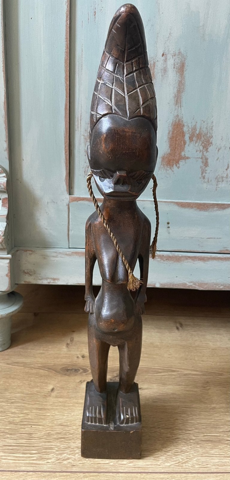 Prachtig beeld meisje met vlechtjes hout Afrika, Antiek en Kunst, Kunst | Niet-Westerse kunst, Ophalen of Verzenden