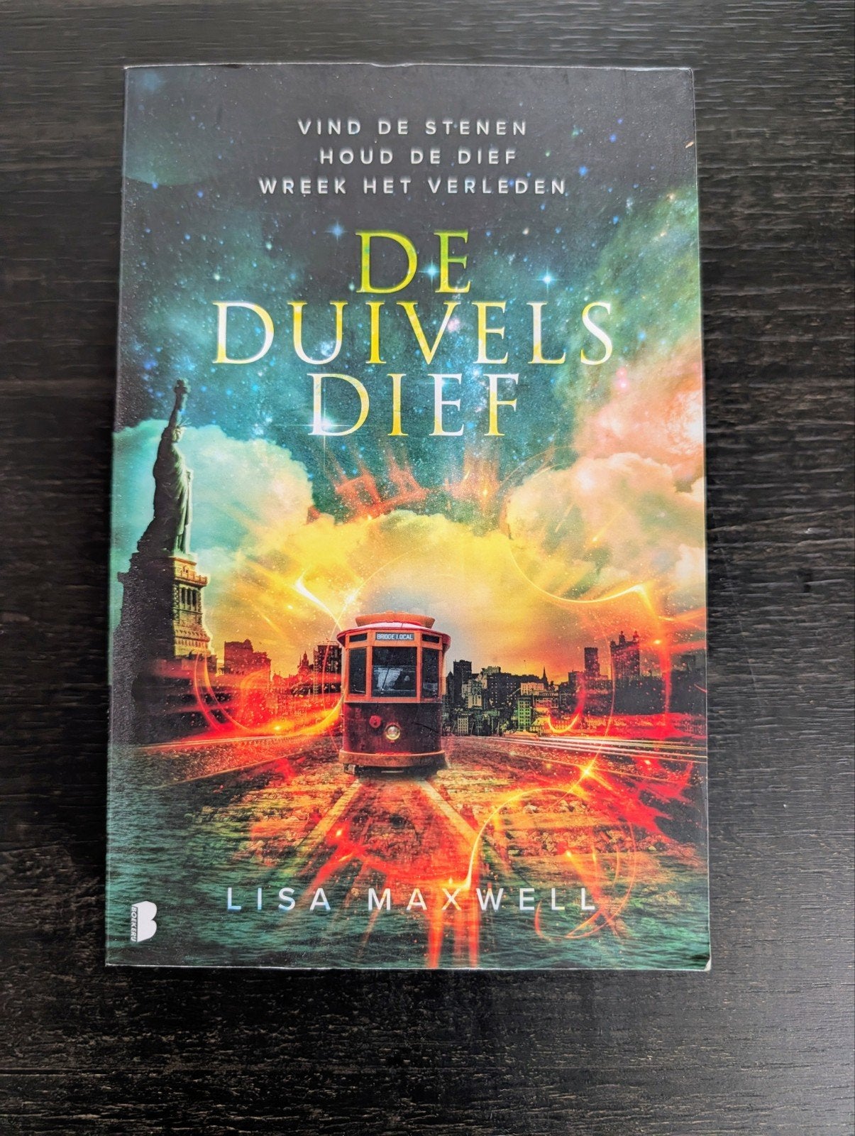 De Duivelsdief - Lisa Maxwell, Boeken, Ophalen of Verzenden, Gelezen, Lisa Maxwell