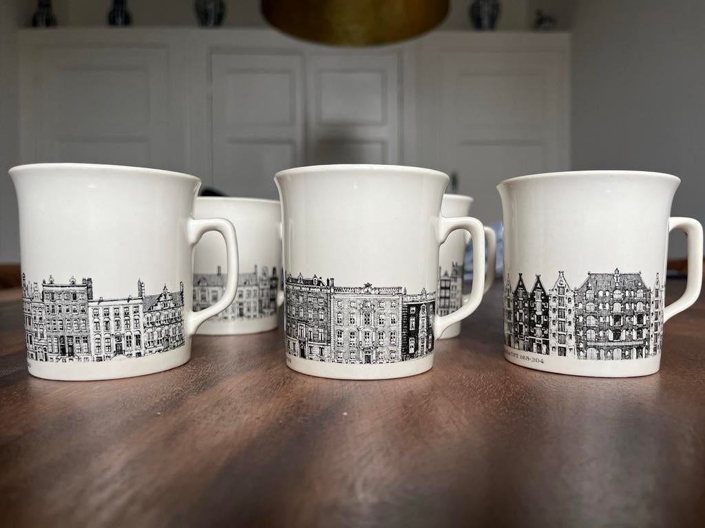 Amsterdams Grachten Servies - 5 Mokken, Huis en Inrichting, Keuken | Servies, Gebruikt, Kop(pen) en/of Schotel(s), Overige stijlen