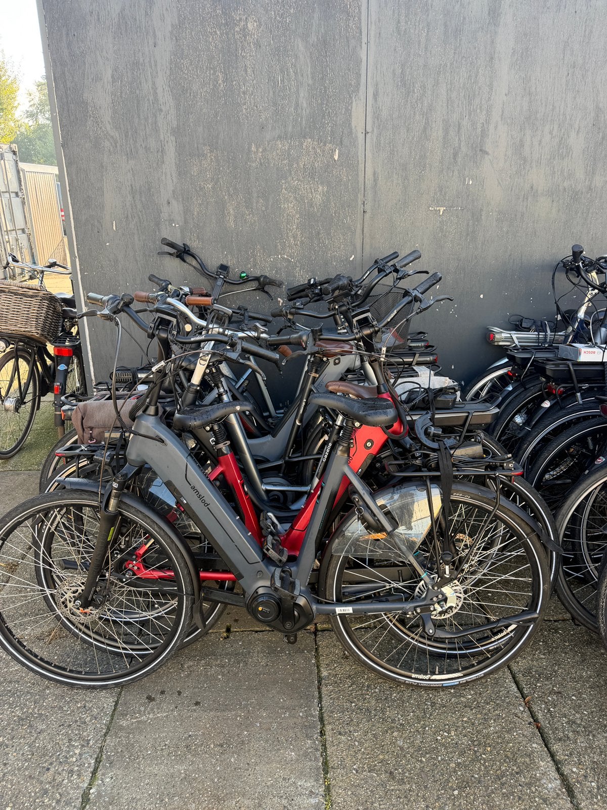 GROTE PARTIJ ELEKTRISCHE FIETSEN GEZALLE AMSLOD STELLA KOGA