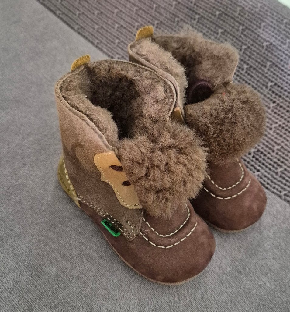 babyslofjes 17 Kickers, Kinderen en Baby's, Babykleding | Schoentjes en Sokjes, Schoentjes, Nieuw, Ophalen of Verzenden, Jongetje of Meisje