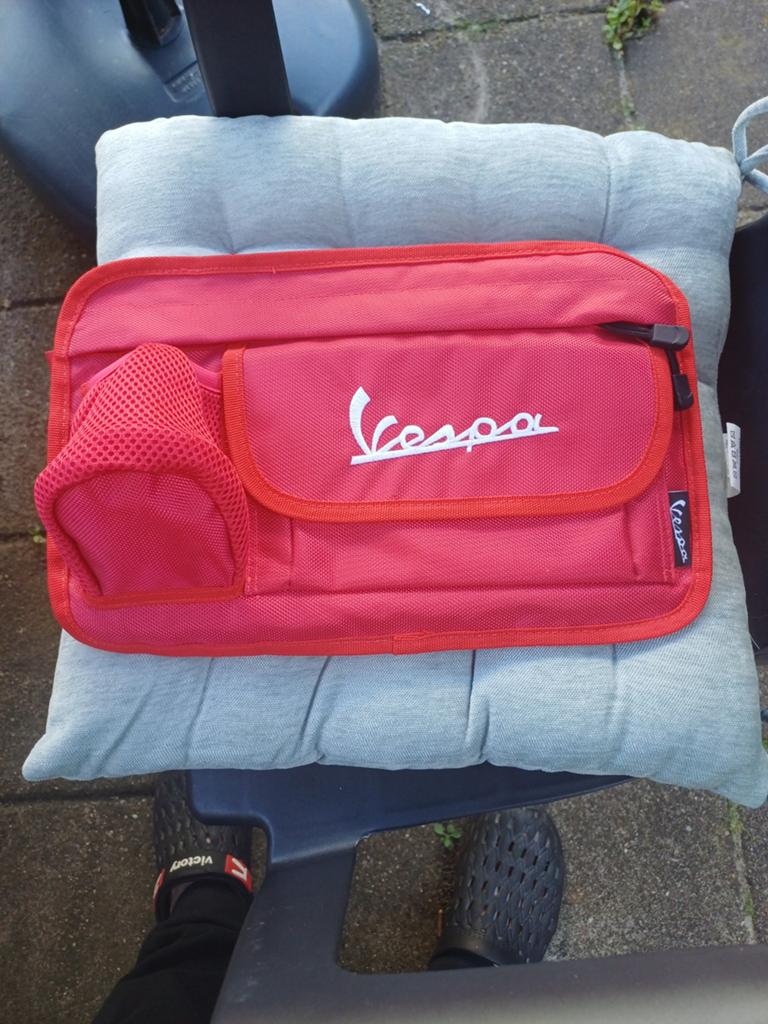 Vespa Scooter Opbergtas Rood - Handig en Stijlvol, Ophalen, Nieuw, Benzine